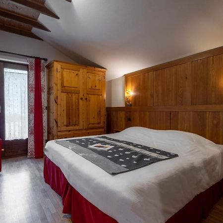 Alpine Forest Hotel Champoluc Exterior photo